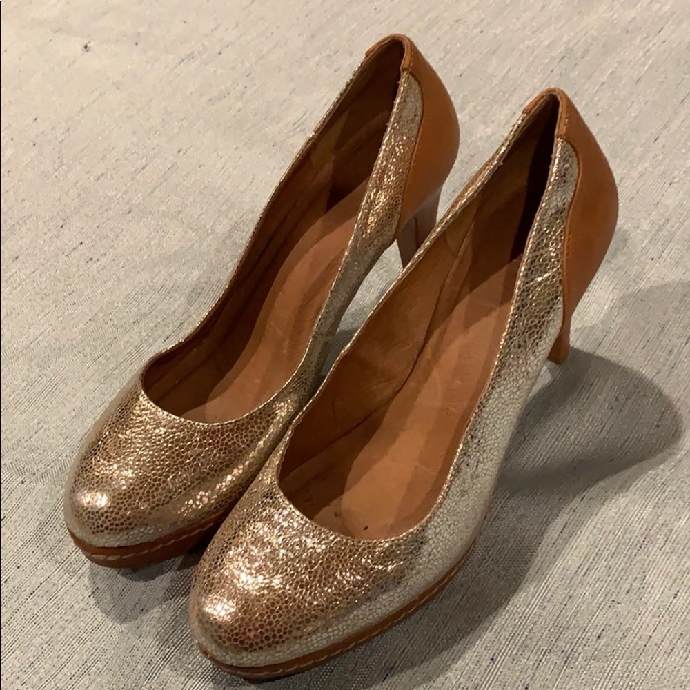 Schuler & Sons Philadelphia 8B heels...so adorable